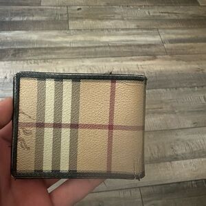 Men’s Burberry Wallet